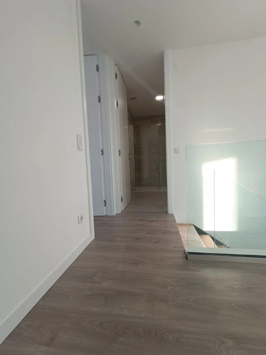 Moradia T5 para Venda em Marvila, Ribeira Santarém, São Salvador, São Nicolau Foto 17