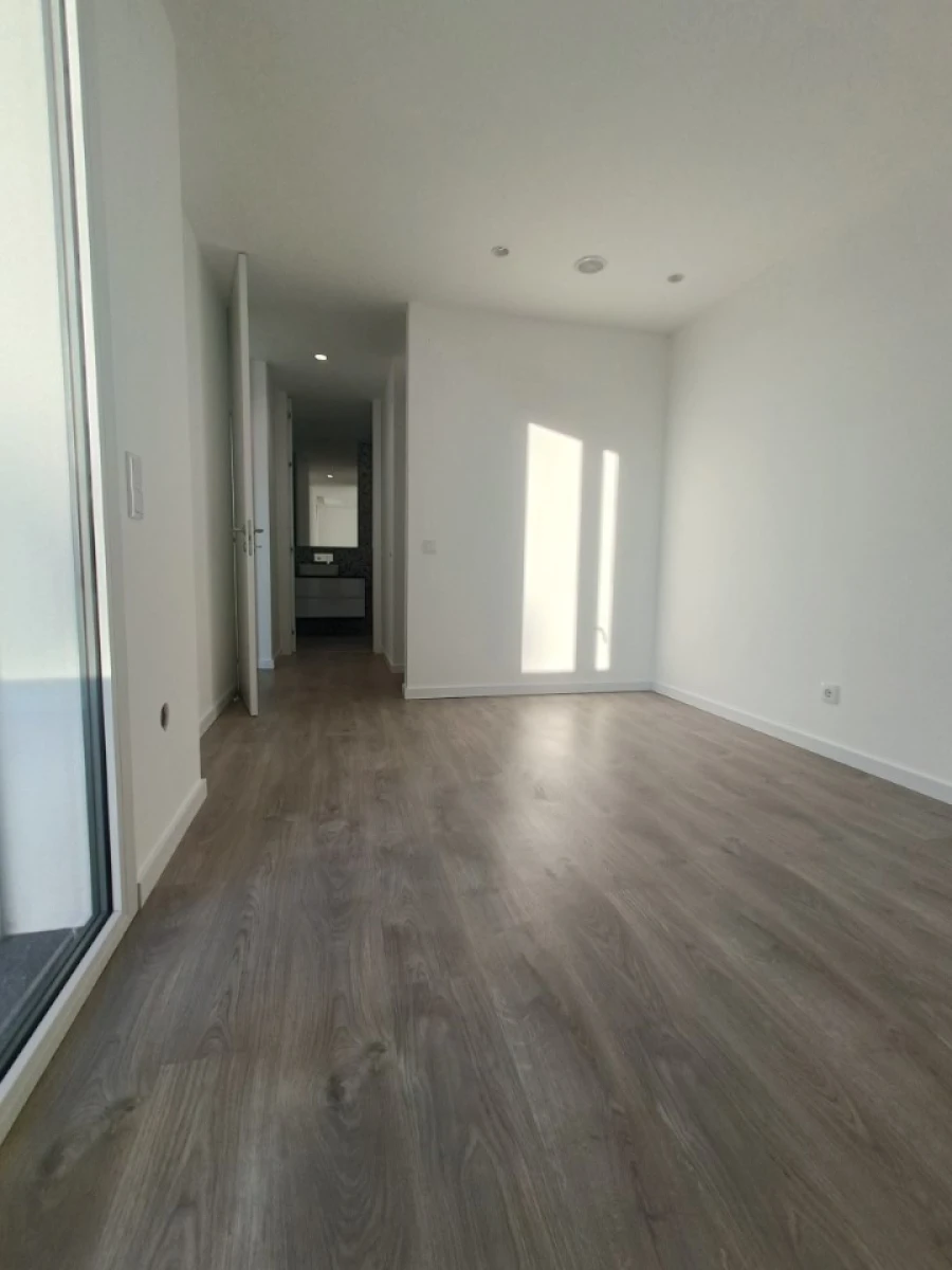 Moradia T5 para Venda em Marvila, Ribeira Santarém, São Salvador, São Nicolau Foto 14