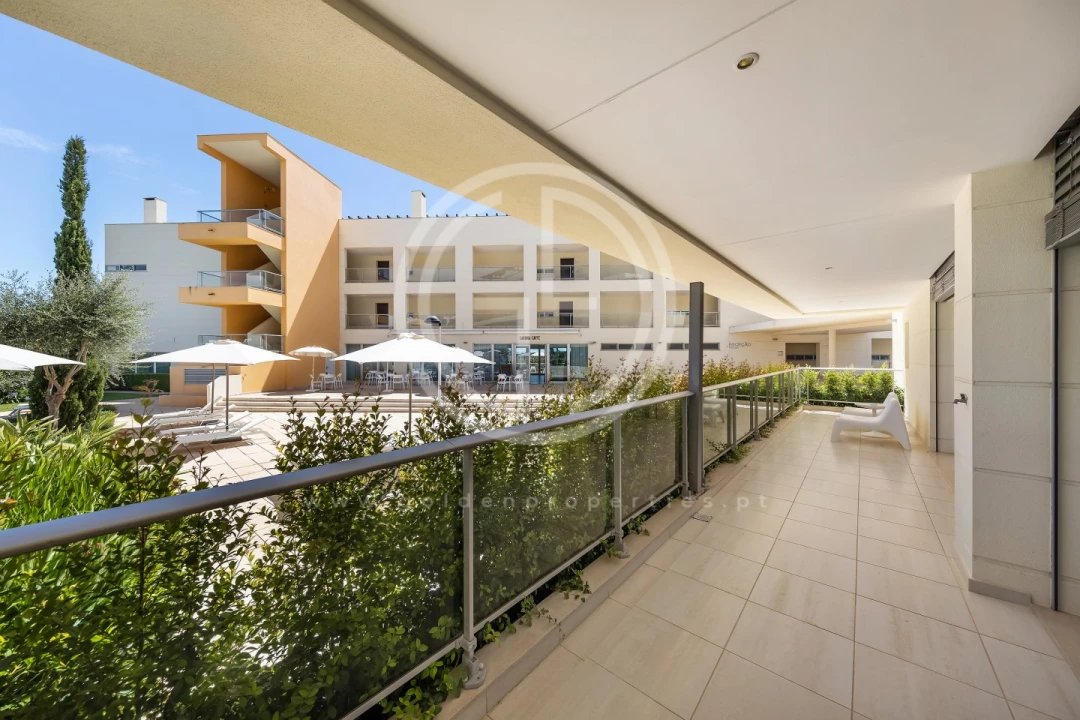 Apartamento T2 para Venda em Quarteira Foto 19