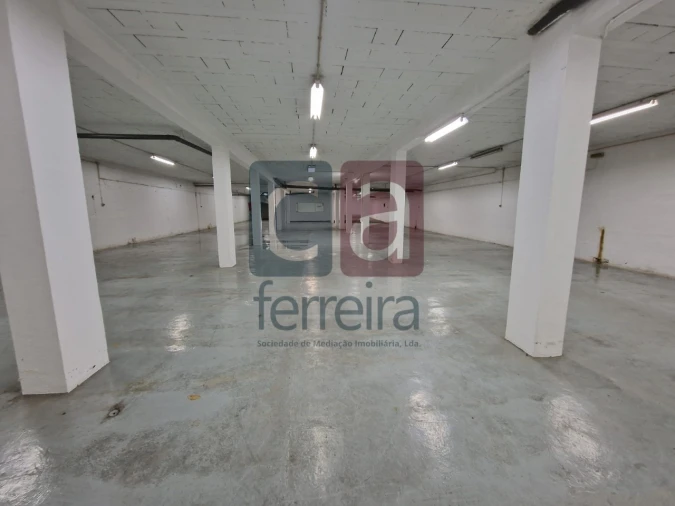 Negócio para Venda em Almeirim Foto 3