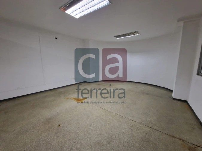 Negócio para Venda em Almeirim Foto 11