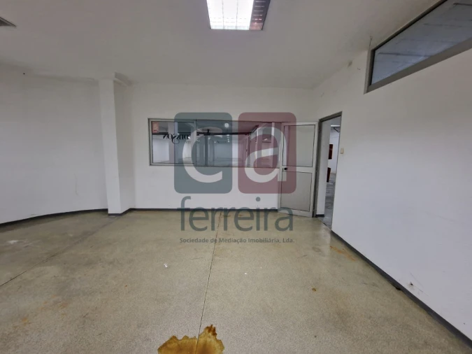 Negócio para Arrendamento em Almeirim Foto 10