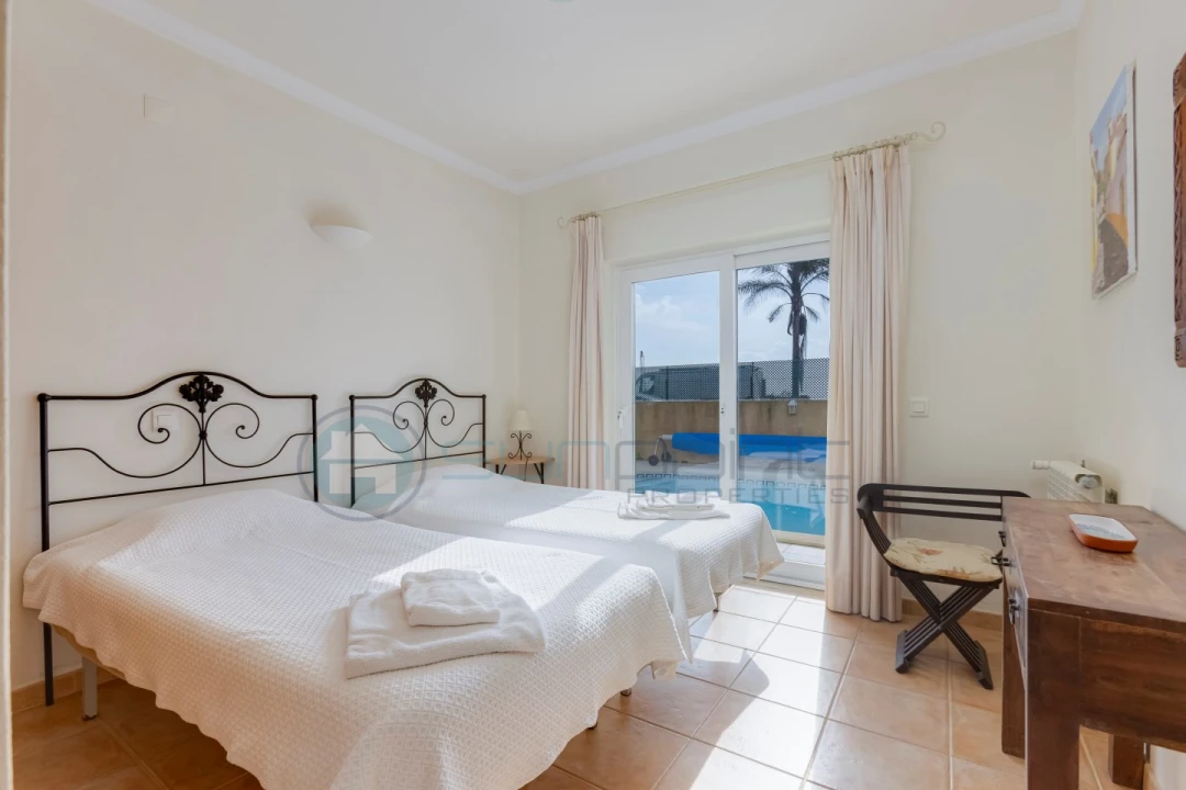 Moradia T3 para Venda em Luz Foto 20