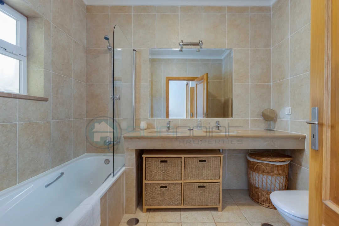 Moradia T3 para Venda em Luz Foto 29