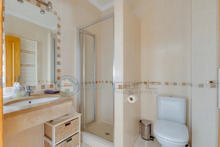 Moradia T3 para Venda em Luz Foto 23