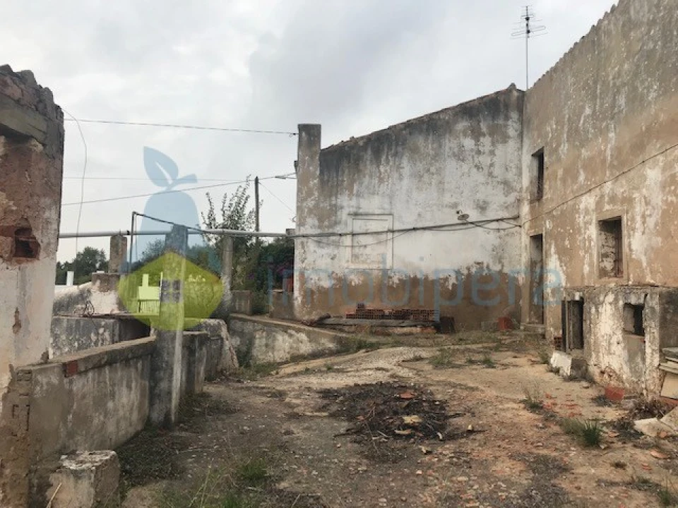 Moradia T4 para Venda em Paderne Foto 13