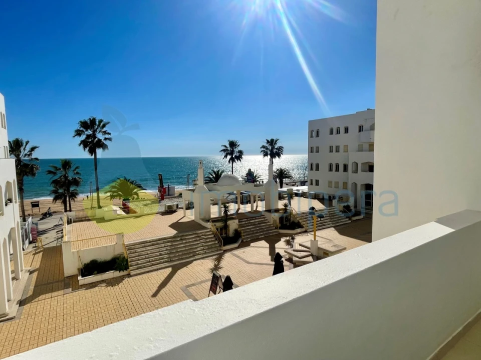 Apartamento T2 para Venda em Quarteira Foto 1