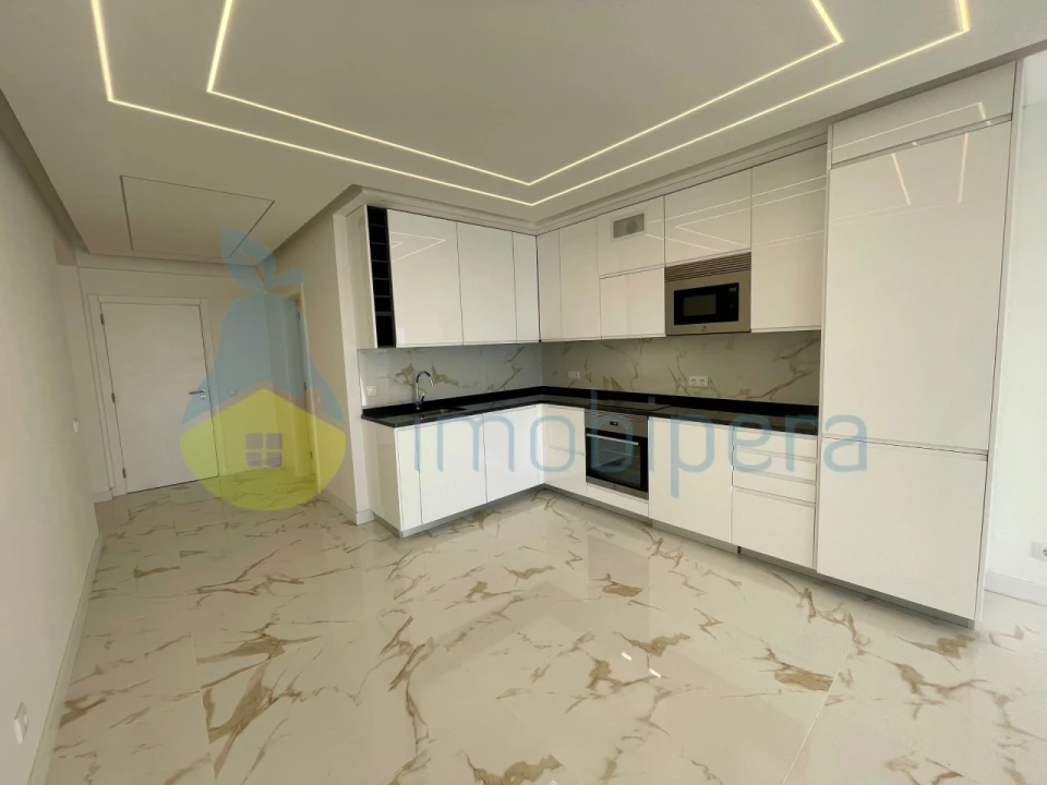Apartamento T2 para Venda em Quarteira Foto 6