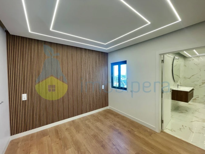 Apartamento T2 para Venda em Quarteira Foto 12