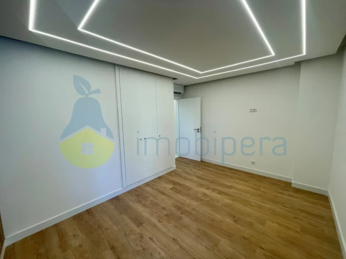 Apartamento T2 para Venda em Quarteira Foto 18