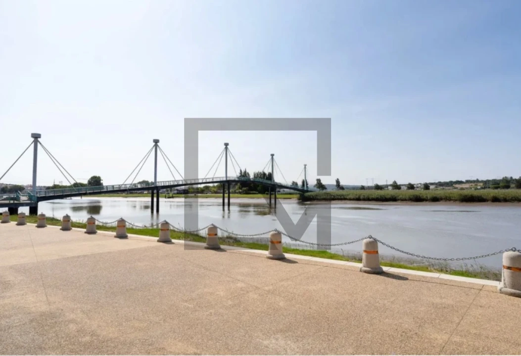 Apartamento T2 para Venda em Santa Maria do Castelo e Santiago e Santa Susana Foto 7