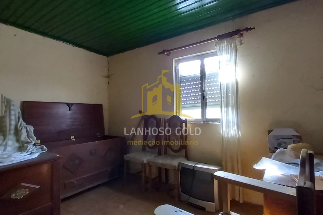 Moradia T4 para Venda em Pedralva Foto 6