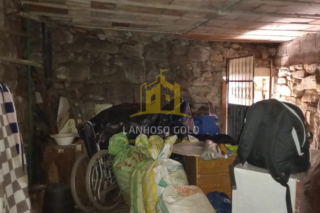 Moradia T4 para Venda em Pedralva Foto 8