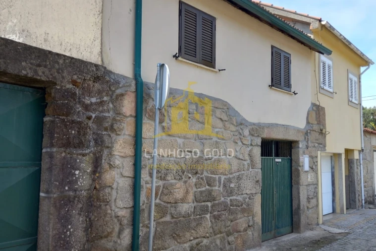 Moradia T4 para Venda em Pedralva