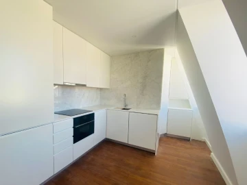 Apartamento T3 para Venda em Arroios