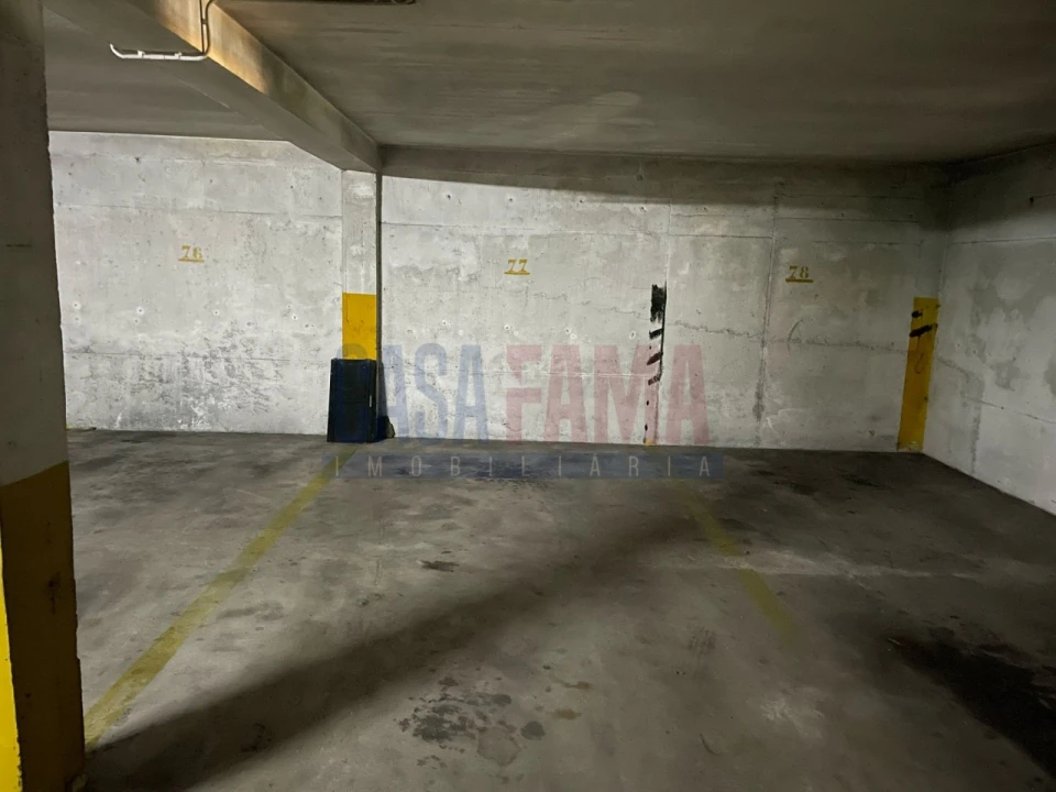 Garagem para Venda em Vila Nova de Famalicão e Calendário Foto 13