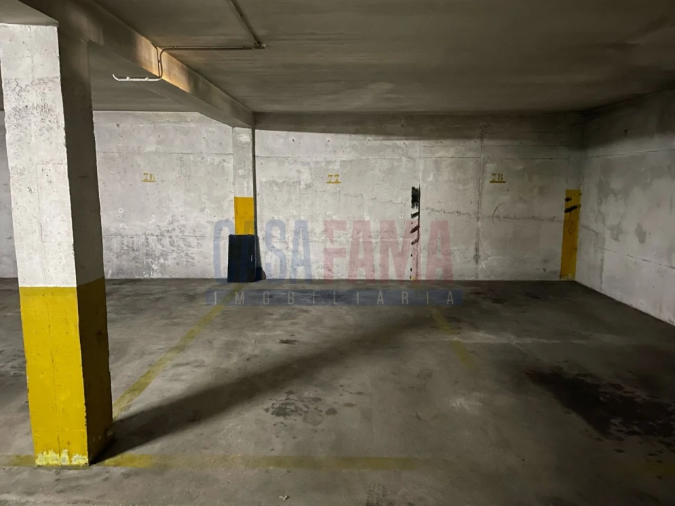 Garagem para Venda em Vila Nova de Famalicão e Calendário Foto 16