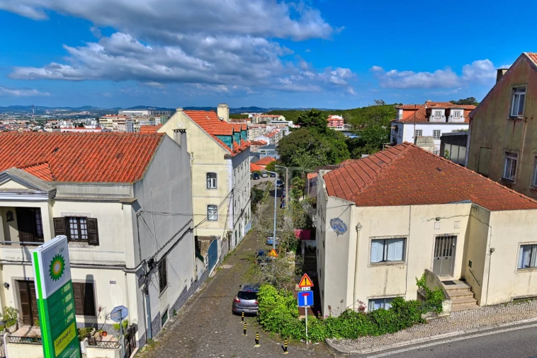 Moradia T9 para Venda em Santa Maria e São Miguel, São Martinho, São Pedro Penaferrim Foto 43