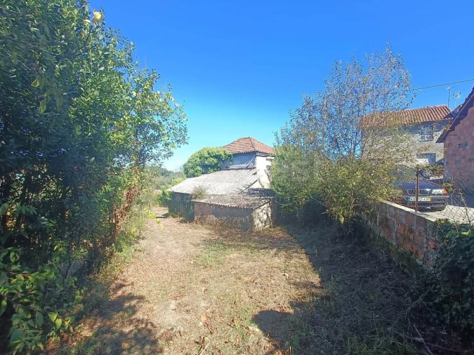 Moradia T1 para Venda em Canas de Santa Maria