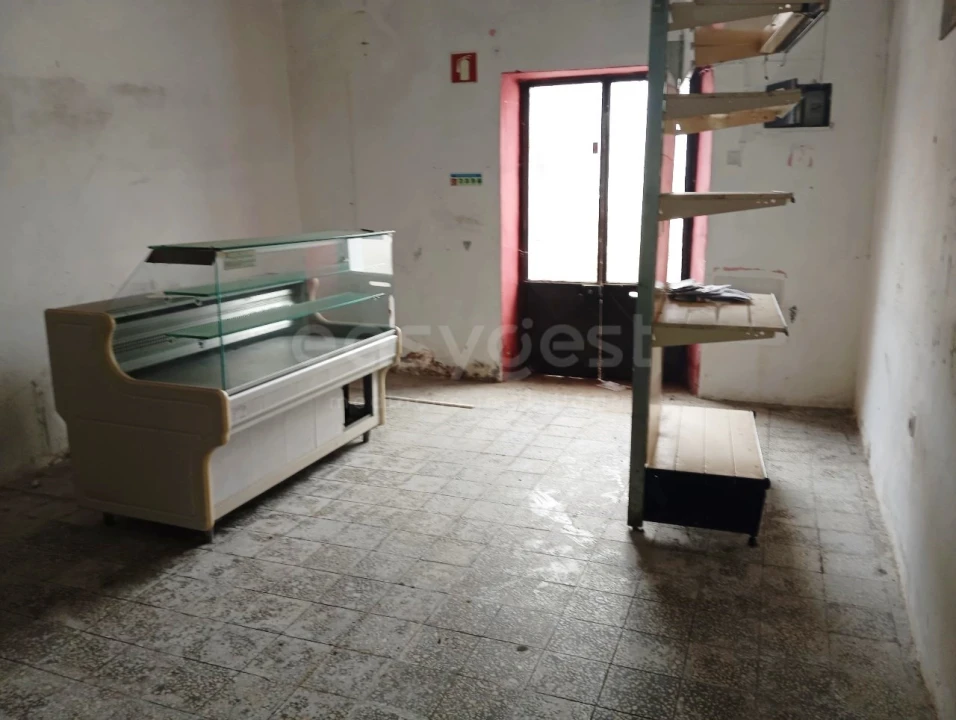 Negócio para Venda em Baleizão Foto 7