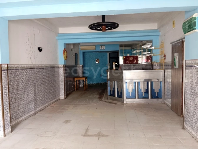 Negócio para Venda em Baleizão Foto 1