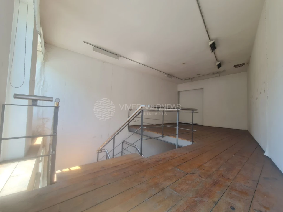 Prédio para Venda em Lordelo do Ouro e Massarelos Foto 11