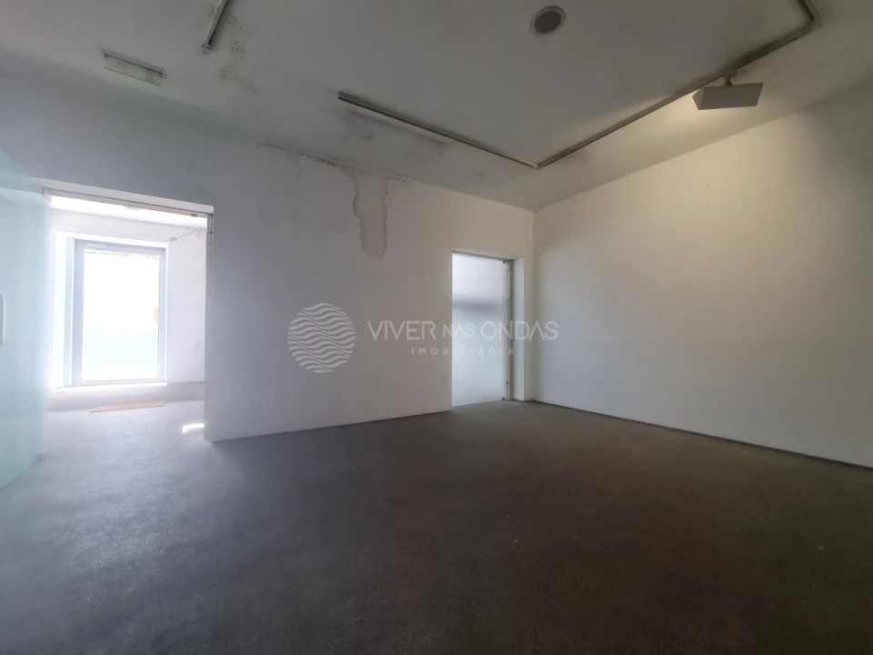 Prédio para Venda em Lordelo do Ouro e Massarelos Foto 21