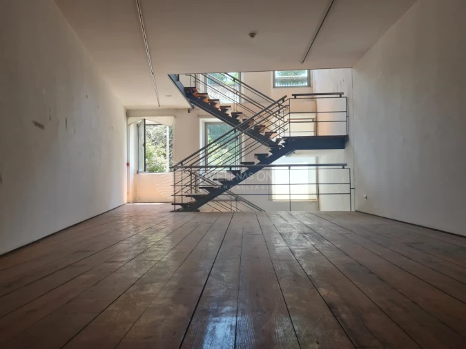 Prédio para Venda em Lordelo do Ouro e Massarelos Foto 8