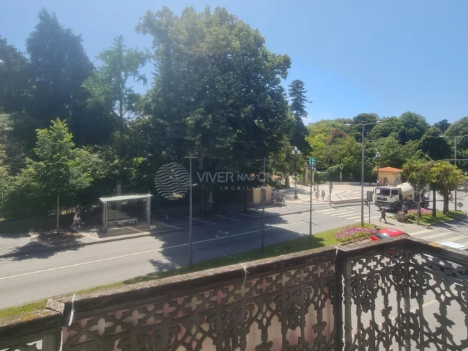 Prédio para Venda em Lordelo do Ouro e Massarelos Foto 3