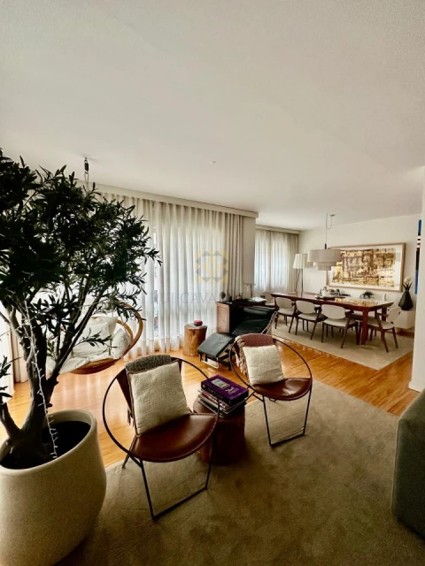 Apartamento T3 para Venda em Aldoar, Foz do Douro e Nevogilde