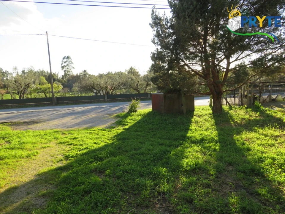 Moradia T3 para Venda em Cabeçudo Foto 11