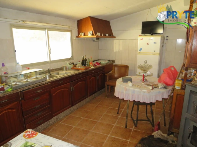 Moradia T3 para Venda em Cabeçudo Foto 16