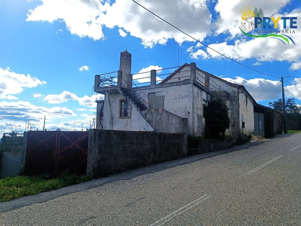 Moradia T3 para Venda em Ermida e Figueiredo Foto 1