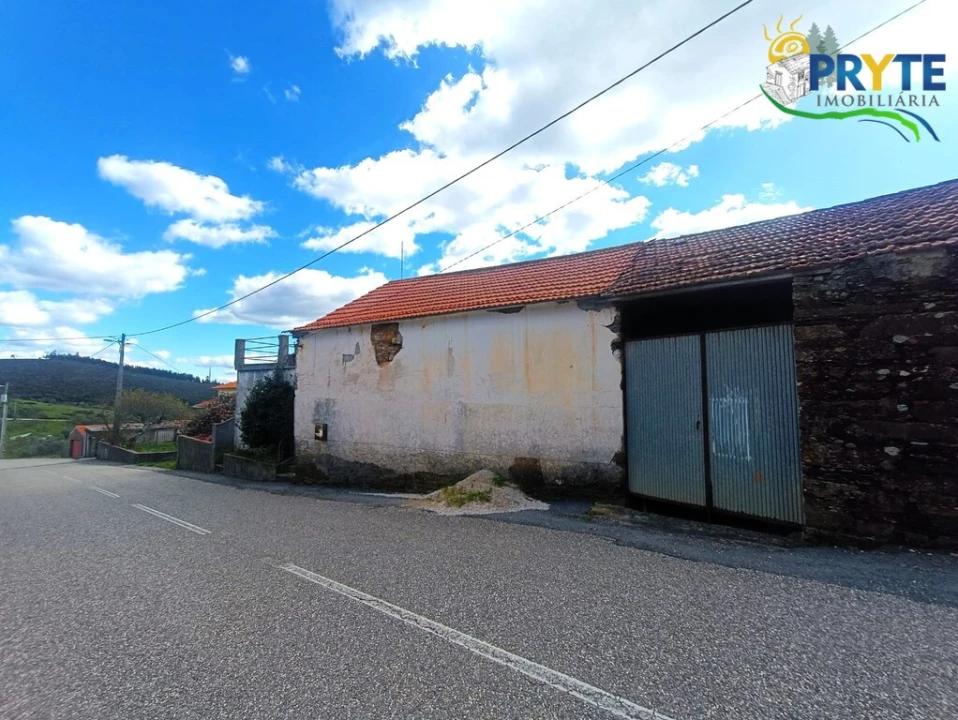 Moradia T3 para Venda em Ermida e Figueiredo Foto 5