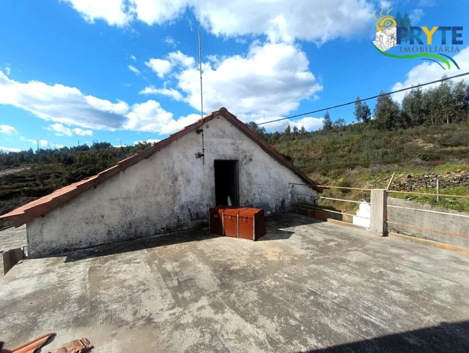 Moradia T3 para Venda em Ermida e Figueiredo Foto 48