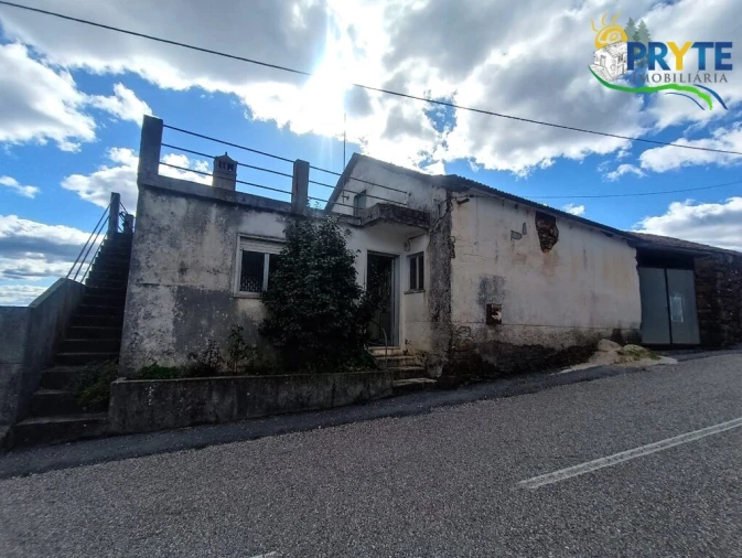 Moradia T3 para Venda em Ermida e Figueiredo Foto 2