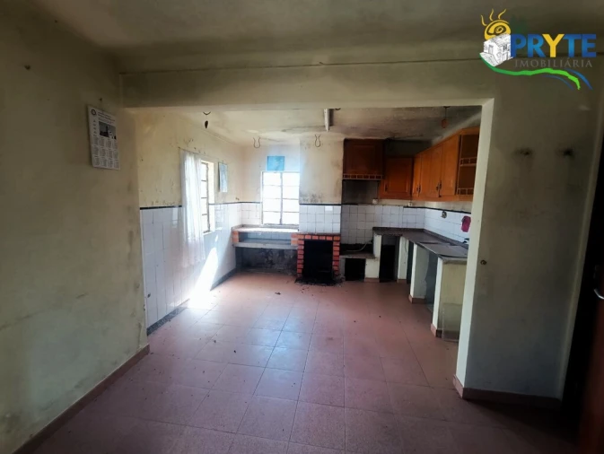 Moradia T3 para Venda em Ermida e Figueiredo Foto 13