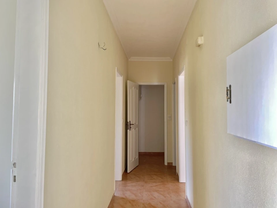 Apartamento T2 para Venda em Reguengo Grande Foto 6