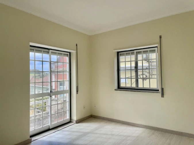 Apartamento T2 para Venda em Reguengo Grande Foto 10