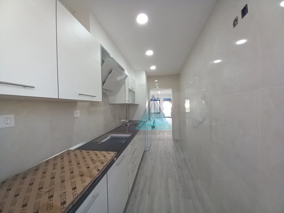 Apartamento T3 para Venda em Costa da Caparica Foto 8