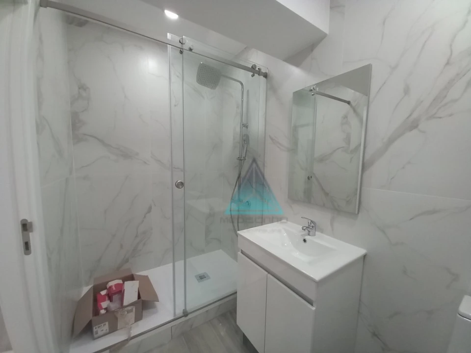 Apartamento T3 para Venda em Costa da Caparica Foto 14