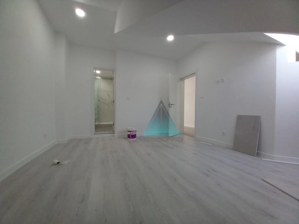 Apartamento T3 para Venda em Costa da Caparica Foto 25