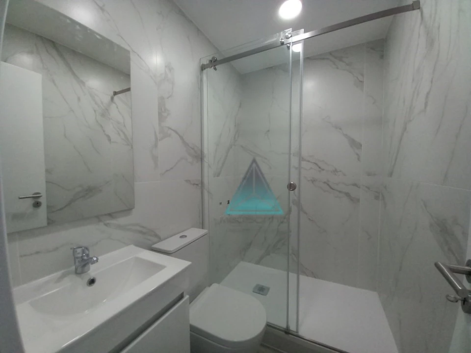 Apartamento T3 para Venda em Costa da Caparica Foto 27