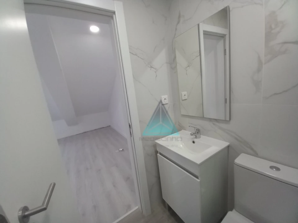 Apartamento T3 para Venda em Costa da Caparica Foto 28