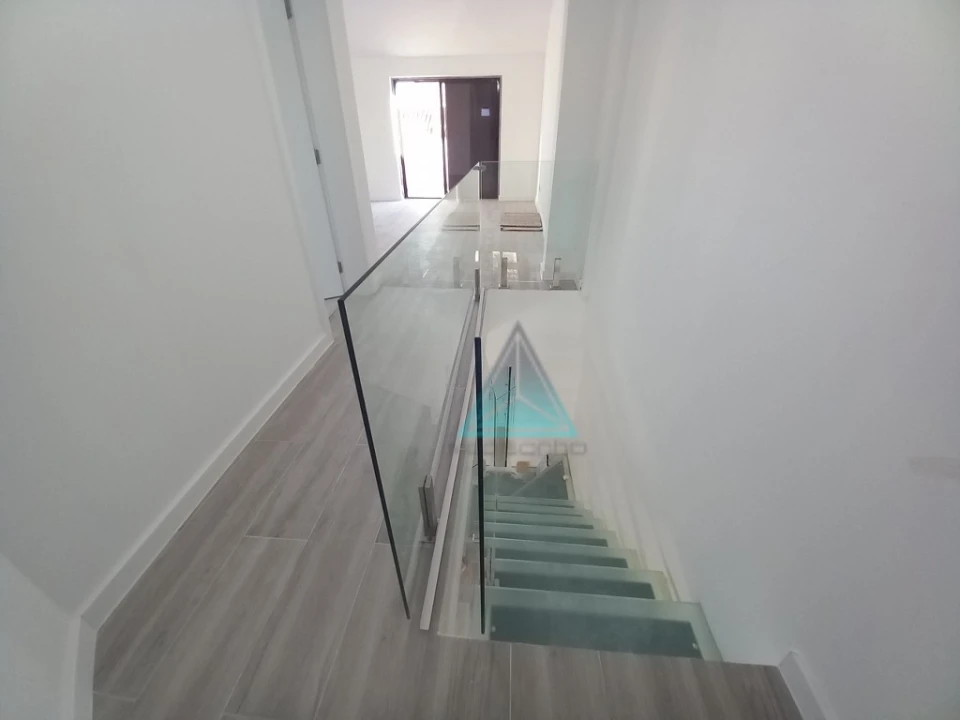 Apartamento T3 para Venda em Costa da Caparica Foto 38