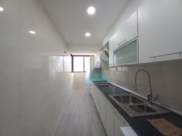 Apartamento T3 para Venda em Costa da Caparica