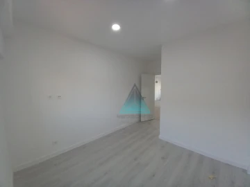 Apartamento T3 para Venda em Costa da Caparica