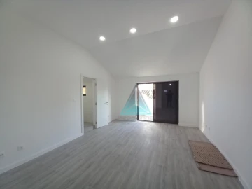 Apartamento T3 para Venda em Costa da Caparica