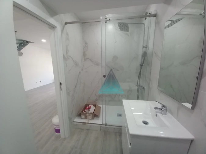 Apartamento T3 para Venda em Costa da Caparica Foto 15