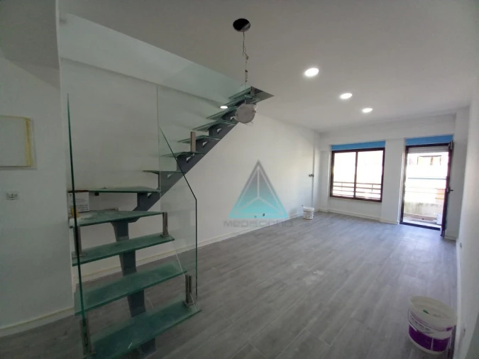 Apartamento T3 para Venda em Costa da Caparica Foto 21